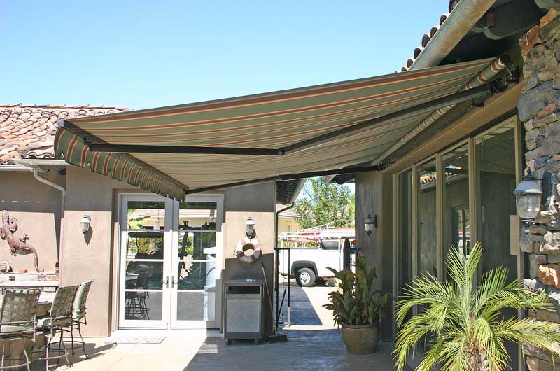 How Awnings Can Benefit Your Home - browser scene